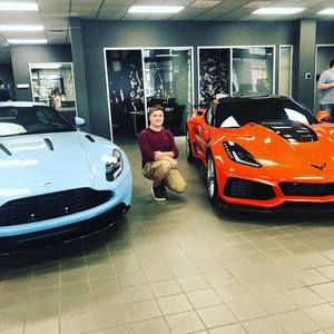 Meet your Posher, Hunter